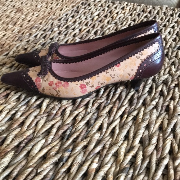 Miu Miu kitten heels. Floral spectators. Size 36 - Picture 2 of 8